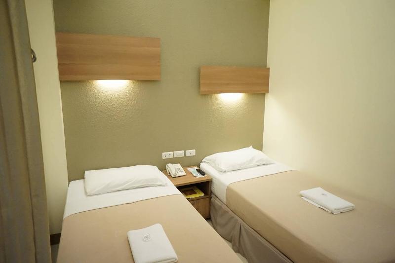 The Center Suites Cebu Bagian luar foto