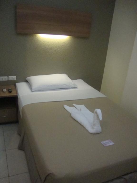 The Center Suites Cebu Bagian luar foto